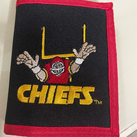 3x$15 Vintage Kansas City Chiefs Wallet – Embroidered Design1 - Picture 1 of 4